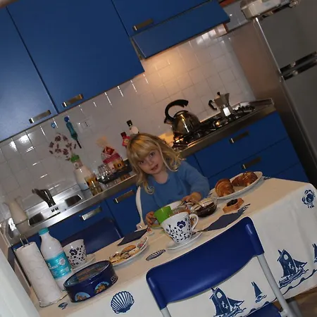Veliero Aparthotel 3*